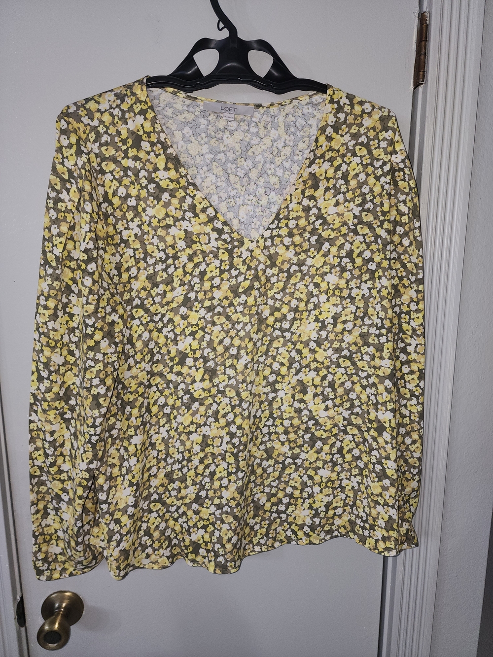 LOFT Yellow and White Floral V-Neck Blouse